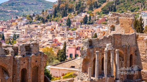 aerial-shot-ancient-greek-theater-taormina-min