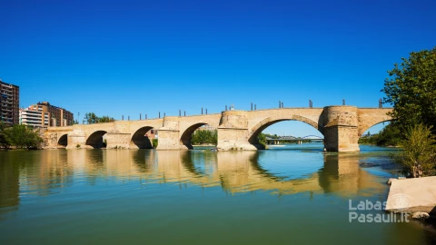 bridge-lions-ebro-river-min