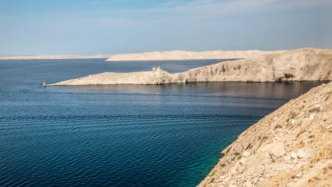 beautiful-shot-fortica-blue-cloudy-sky-miskovici-croatia-min