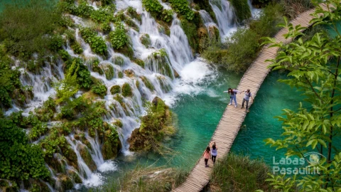 Tourist-at-Pltivice-Lakes-National-Park-Croatia-min