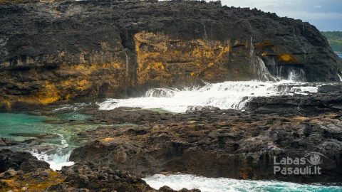 magnificent-view-unique-natural-rocks-cliffs-formation-beautiful-beach-known-as-angel-s-billabong-beach-located-east-side-nusa-penida-island-bali-indonesia-aerial-view-min