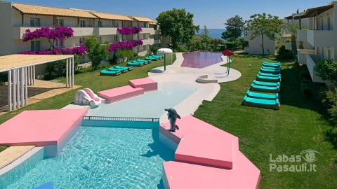 Out of The Blue Resort & Spa 4*