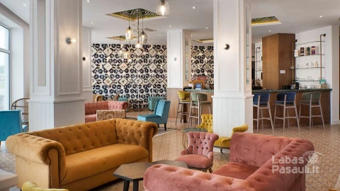 BGVSUNBLMR_OBZO-Lobby-bar-1