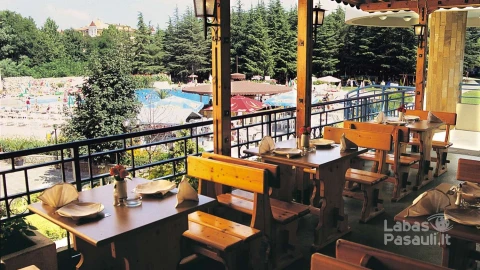 BGBCONTINE_SBEA-PHCONTI--SUMMER-TERRASSE