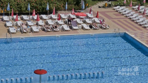 BGBCONTINE_SBEA-PHC_view_pool_1